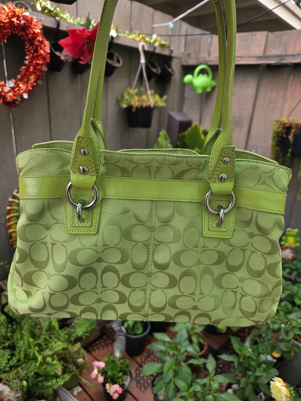Coach Penelope ๐ - Picture 3 of 6